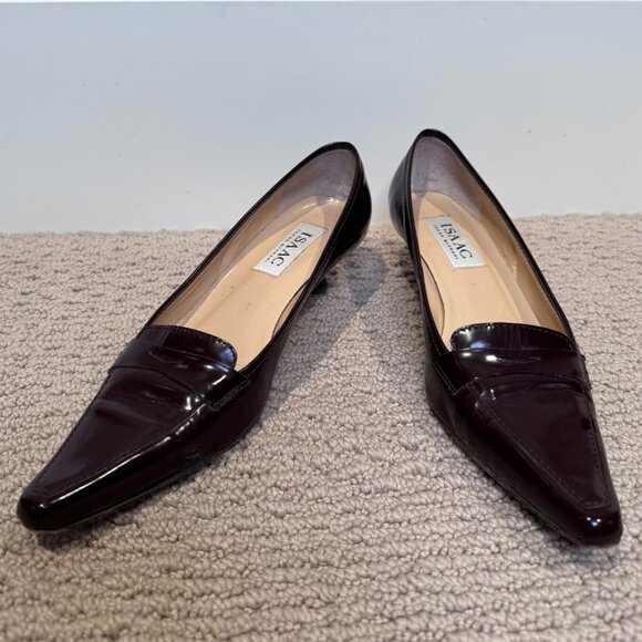 Isaac Mizrahi | Loafer Kitten Heel Pump | Vero Cuoio Patent Leather | Brown - Picture 1 of 8